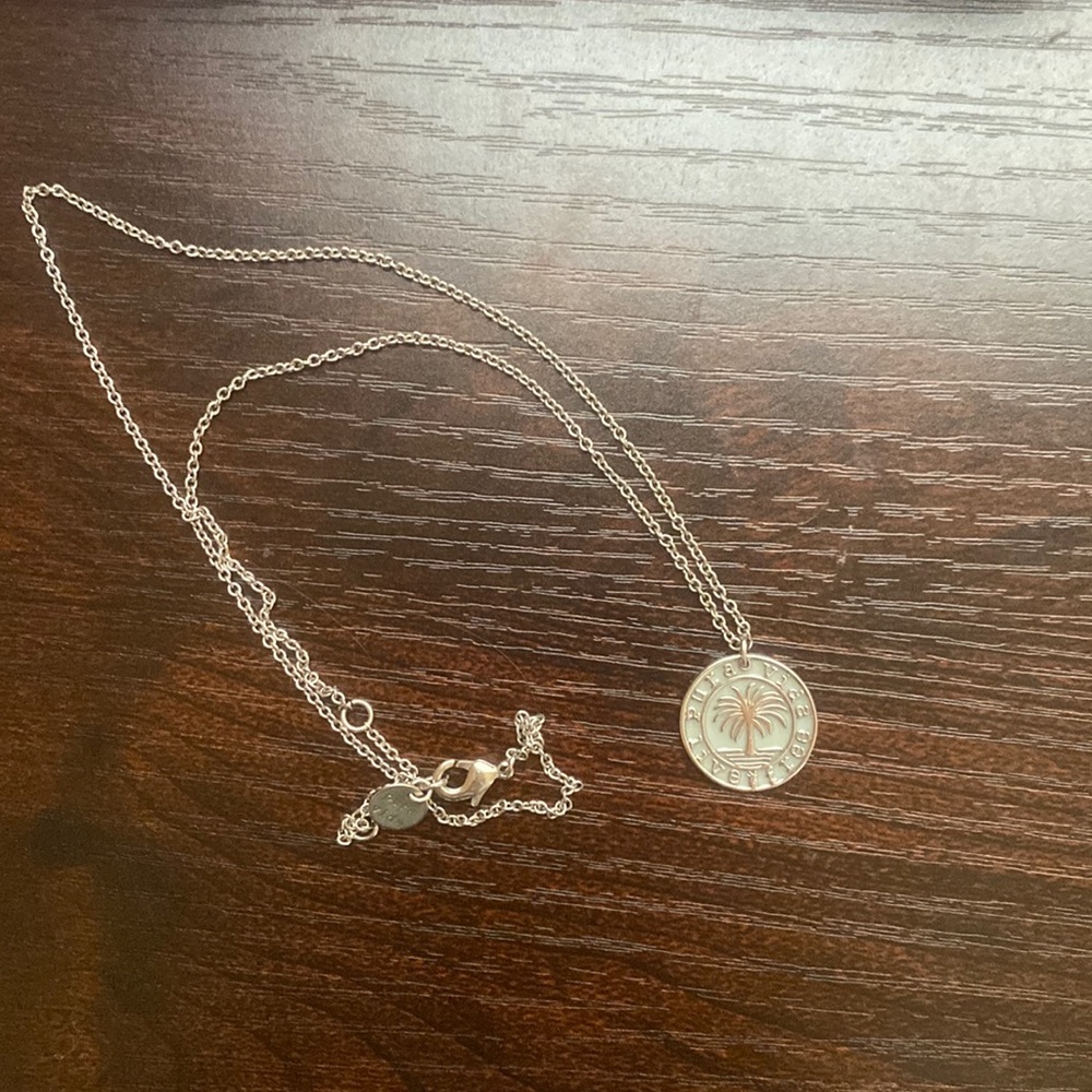 NWOT pura vida necklace